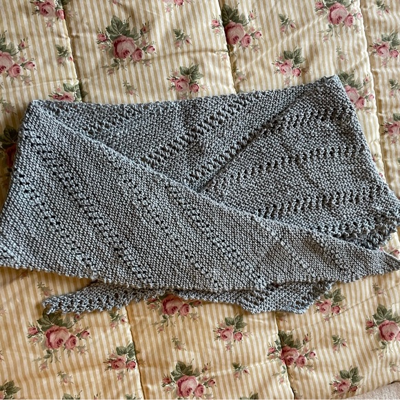 Hand Knit Shawl - Picture 1 of 2